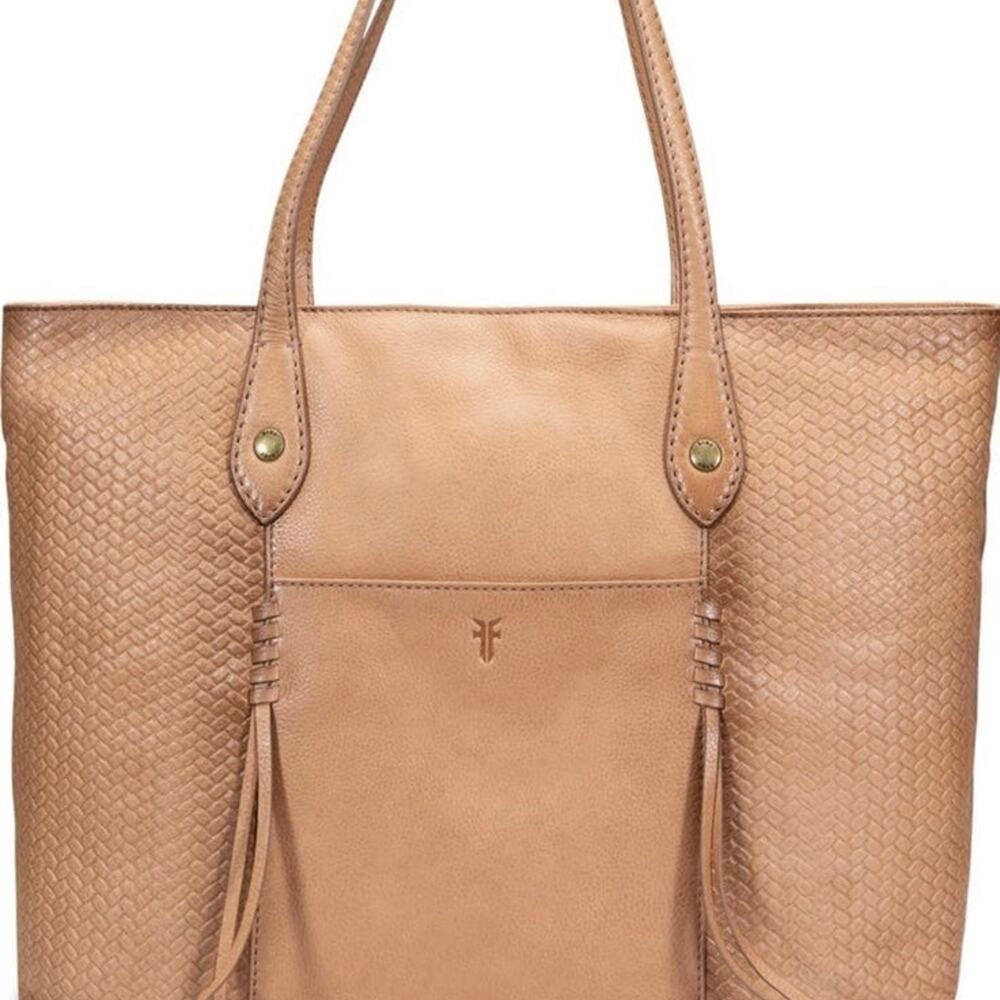 Frye “Freya” tote bag Brand New! Beige